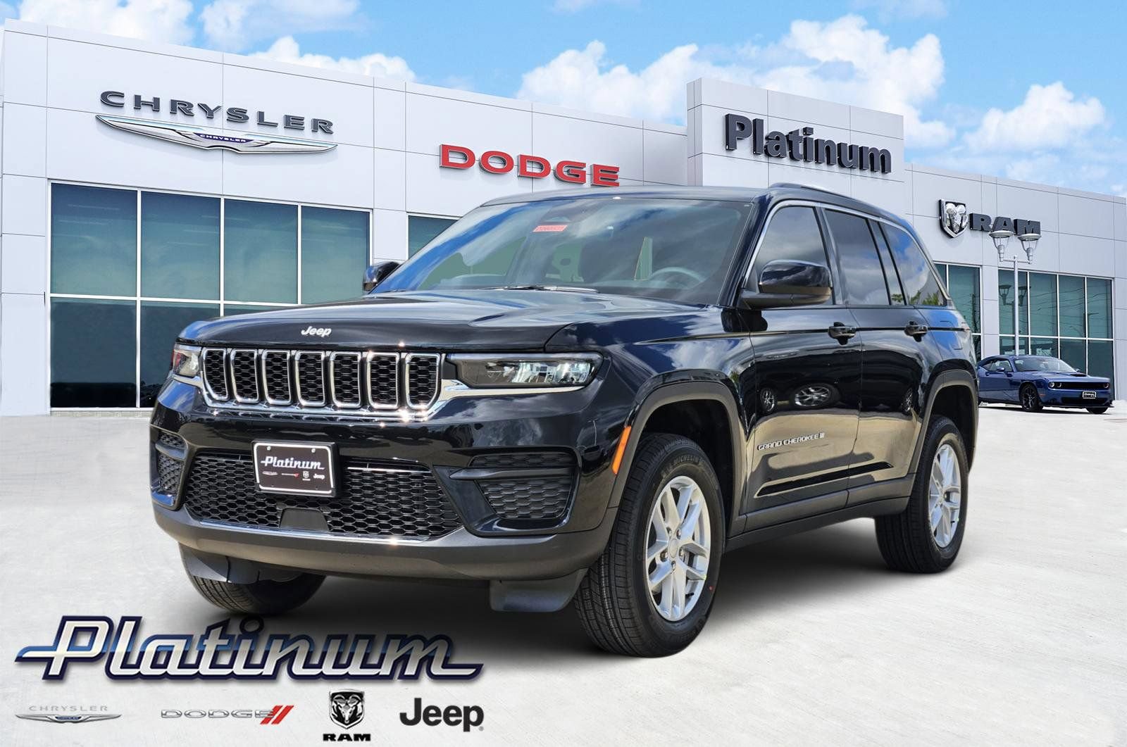 New 2026 Jeep Grand Cherokee Laredo RWD image 2