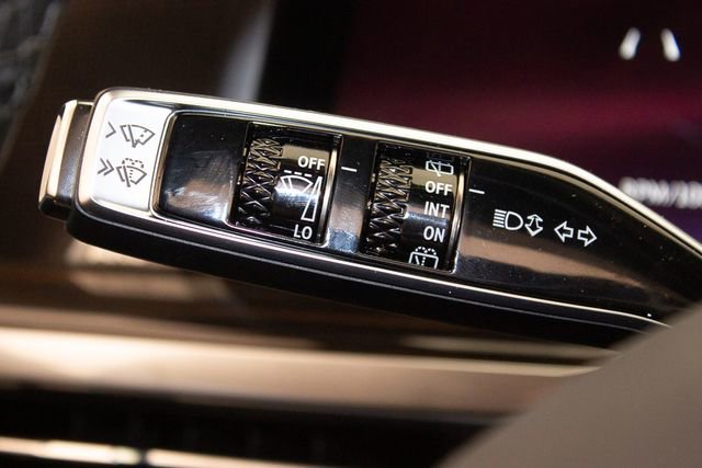 Certified 2025 Cadillac Escalade Premium Luxury w/ Touring Package image 29