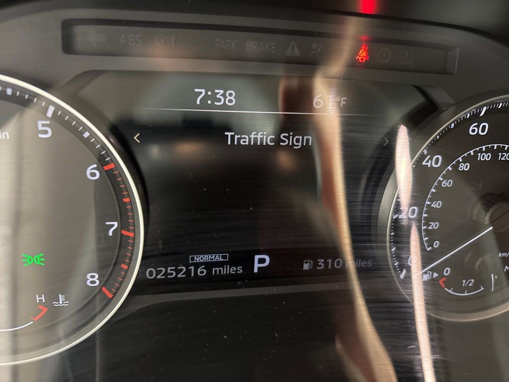 Used 2025 Mitsubishi Outlander SE AWD/4WD image 29