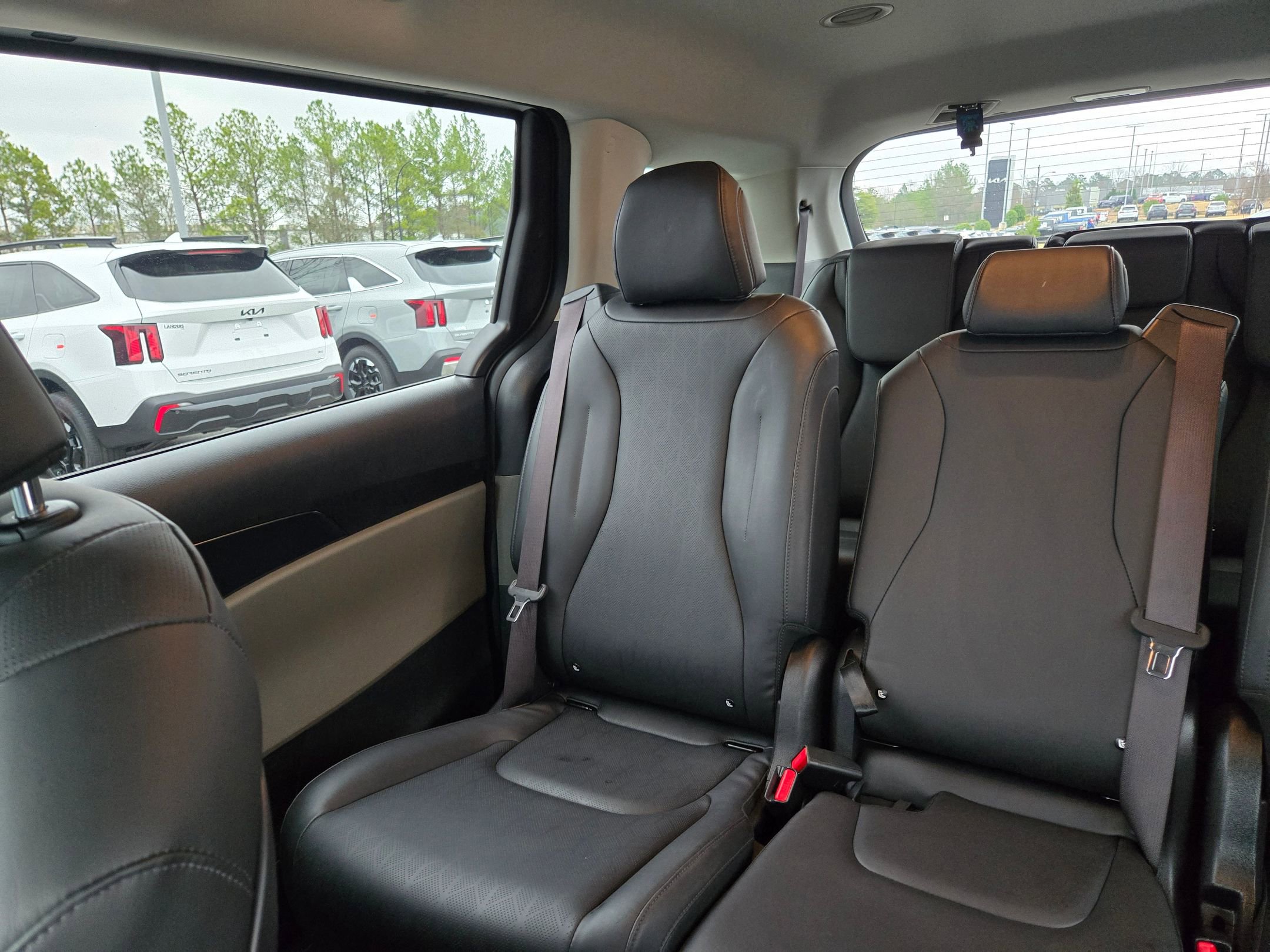Certified 2025 Kia Carnival LXS image 25