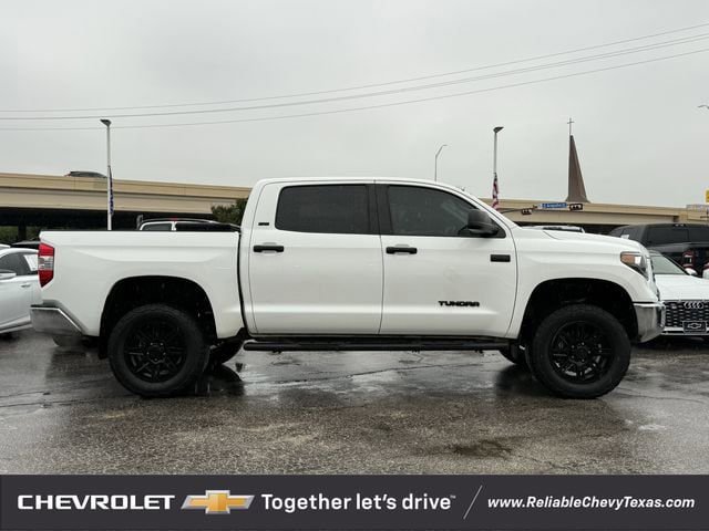 Used 2020 Toyota Tundra SR5 w/ SR5 Leather Package AWD/4WD image 5