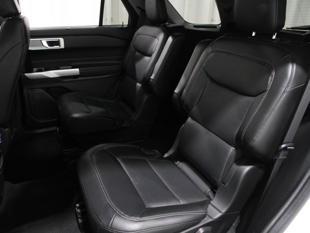 Certified 2022 Ford Explorer Limited w/ Equipment Group 301A image 20
