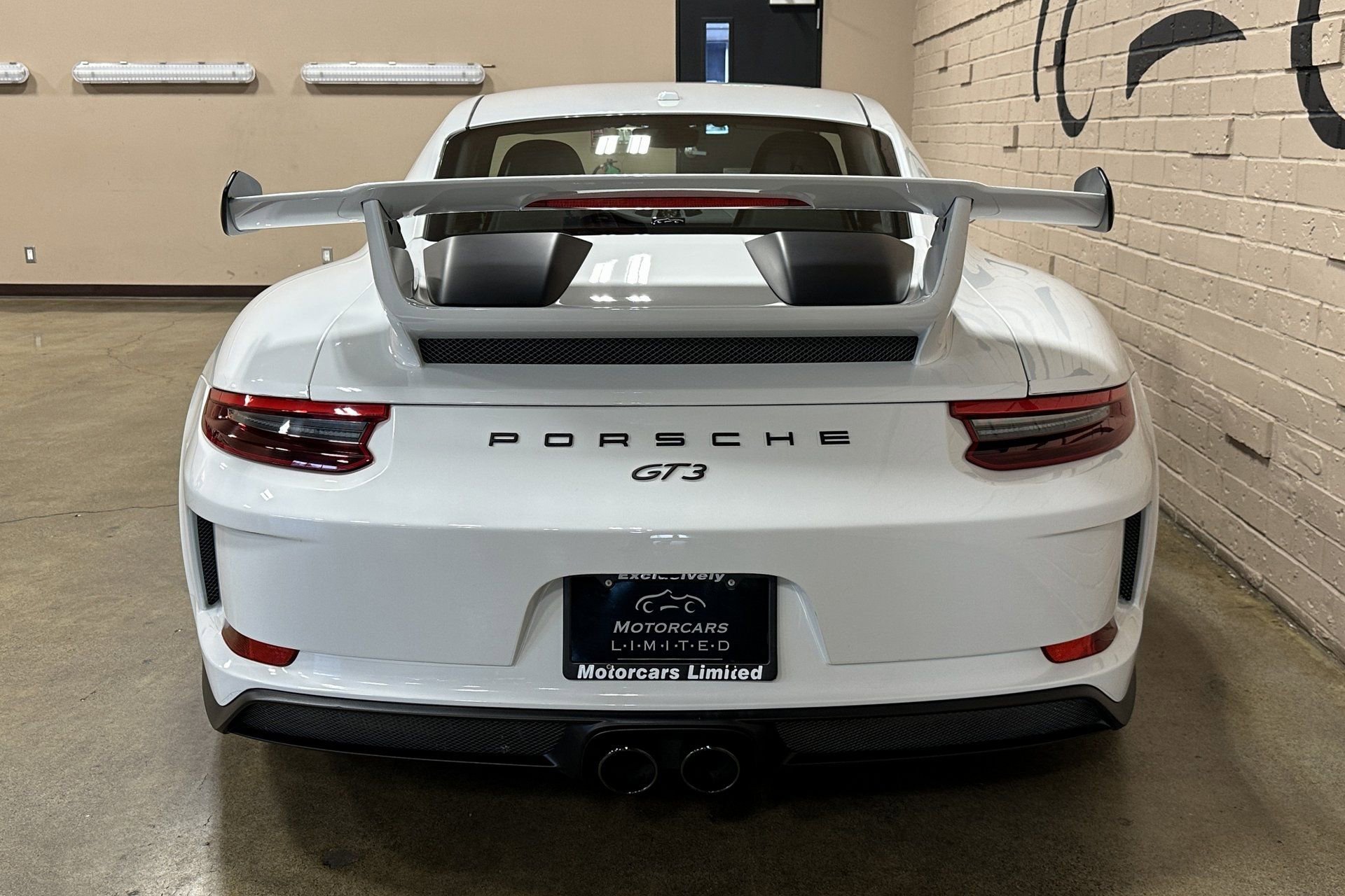Used 2018 Porsche 911 GT3 image 6