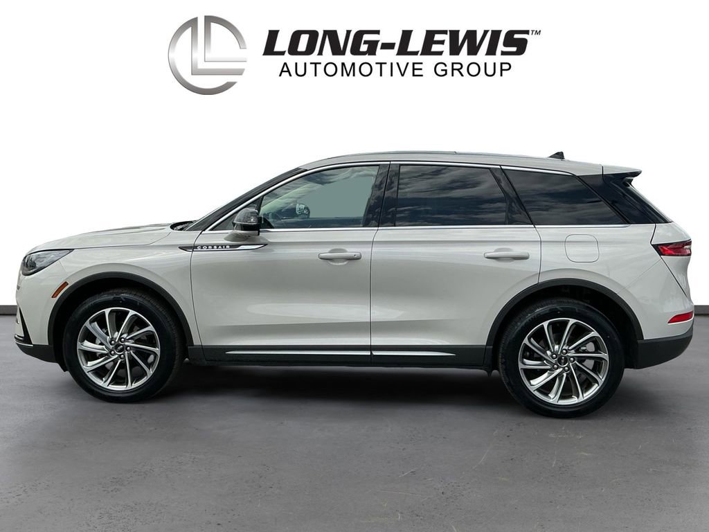 Used 2023 Lincoln Corsair FWD w/ Equipment Group 101A image 2