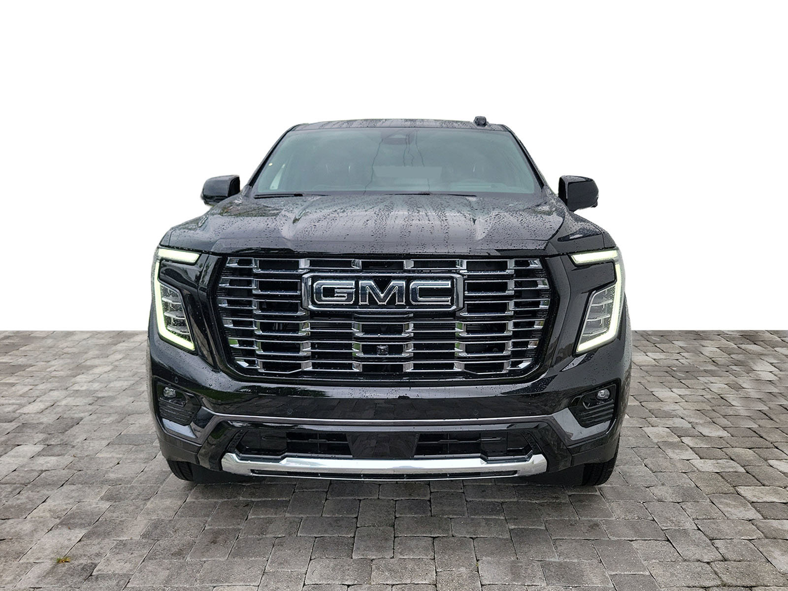 New 2026 GMC Yukon Denali Ultimate w/ LPO, Floor Liner Package AWD/4WD image 2