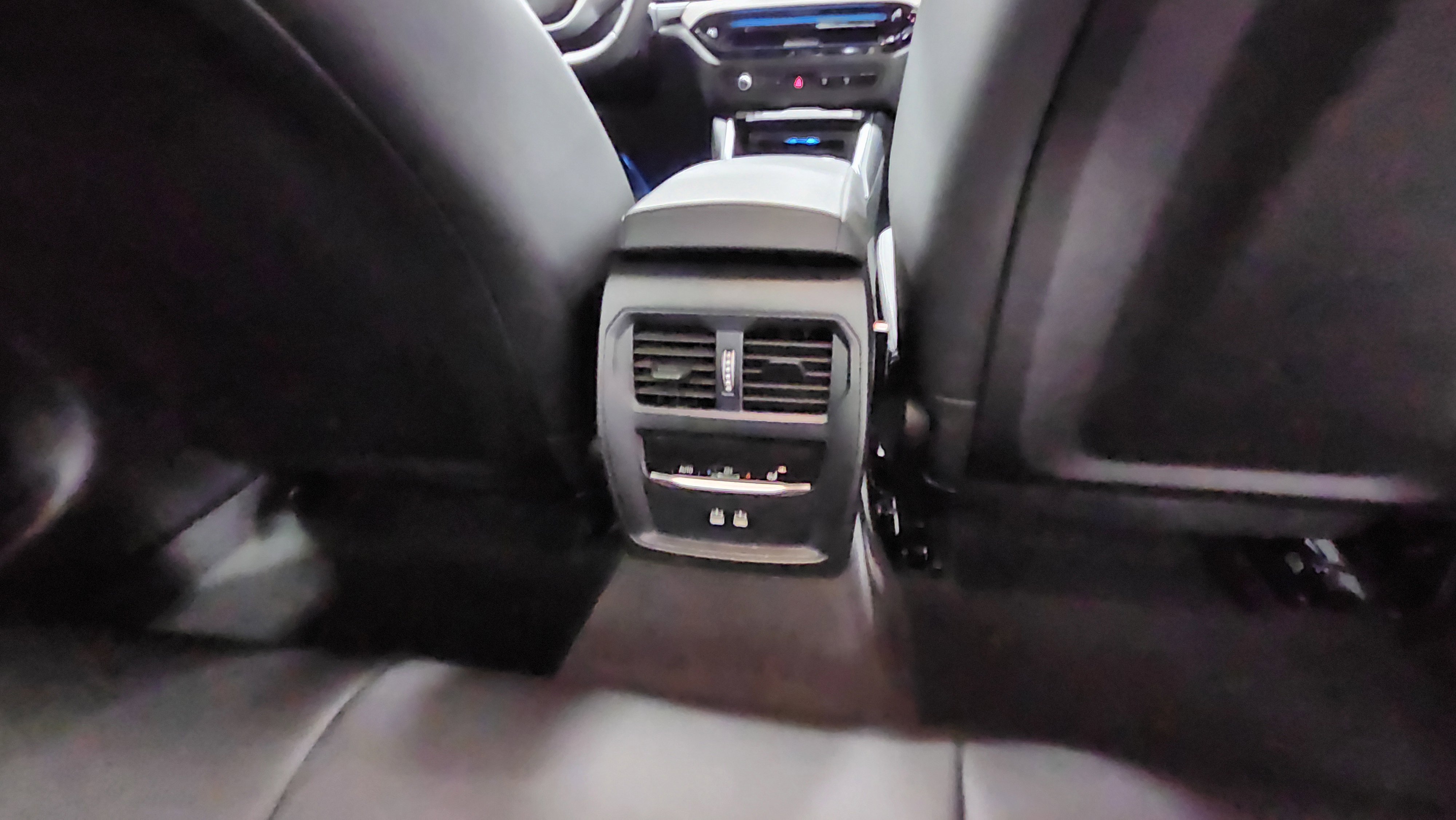 Used 2025 BMW 330i xDrive 330i xDrive w/ Convenience Package image 22