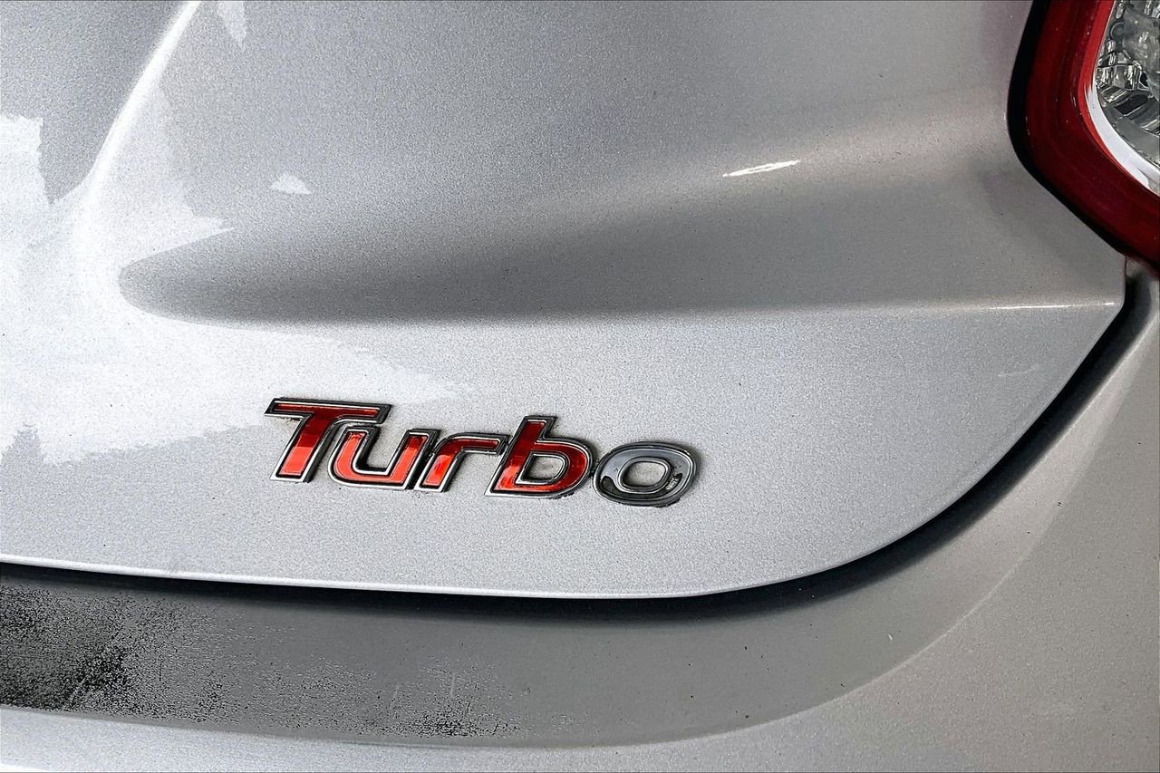 Used 2016 Hyundai Veloster Turbo w/ Option Group 04 image 6