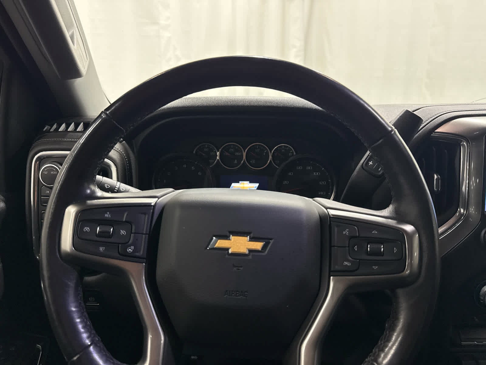Certified 2021 Chevrolet Silverado 2500 LT w/ Convenience Package AWD/4WD image 16