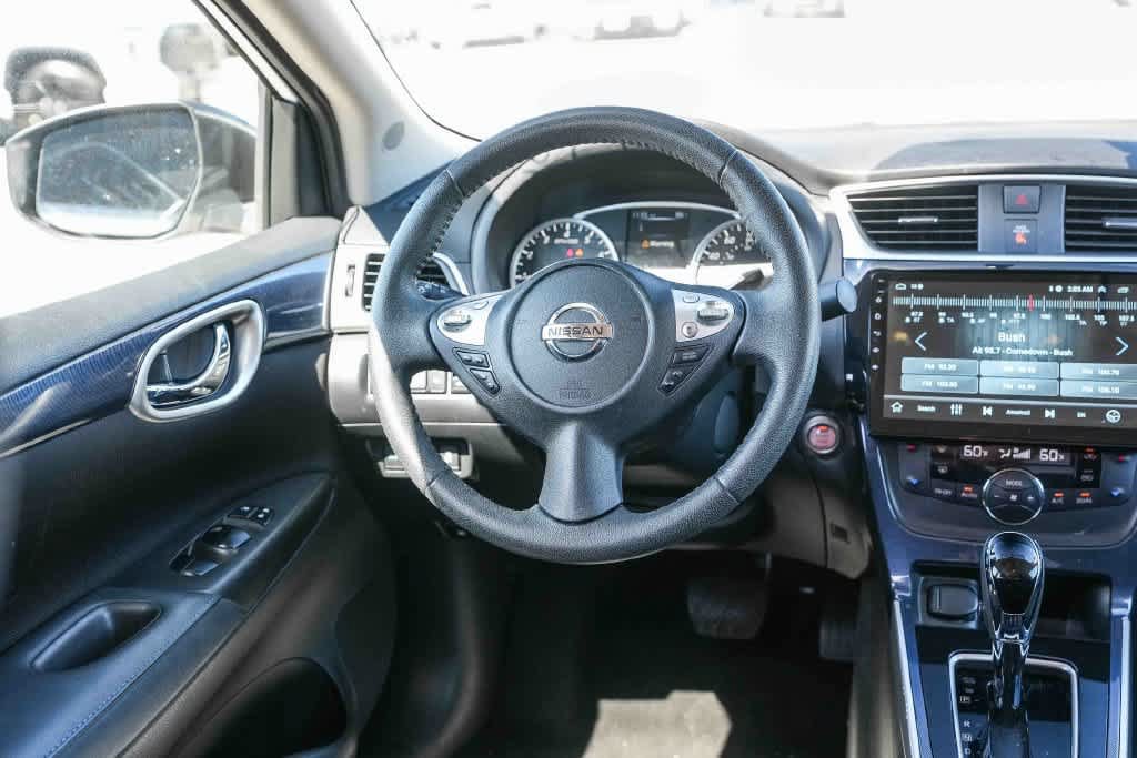 Used 2018 Nissan Sentra SR w/ SR Midnight Edition Package FWD image 15