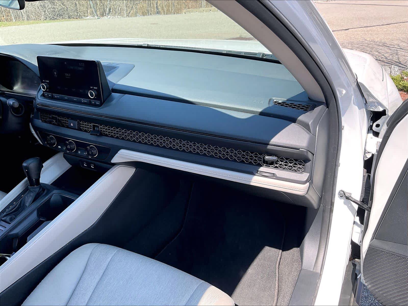 Used 2023 Honda Accord LX image 13