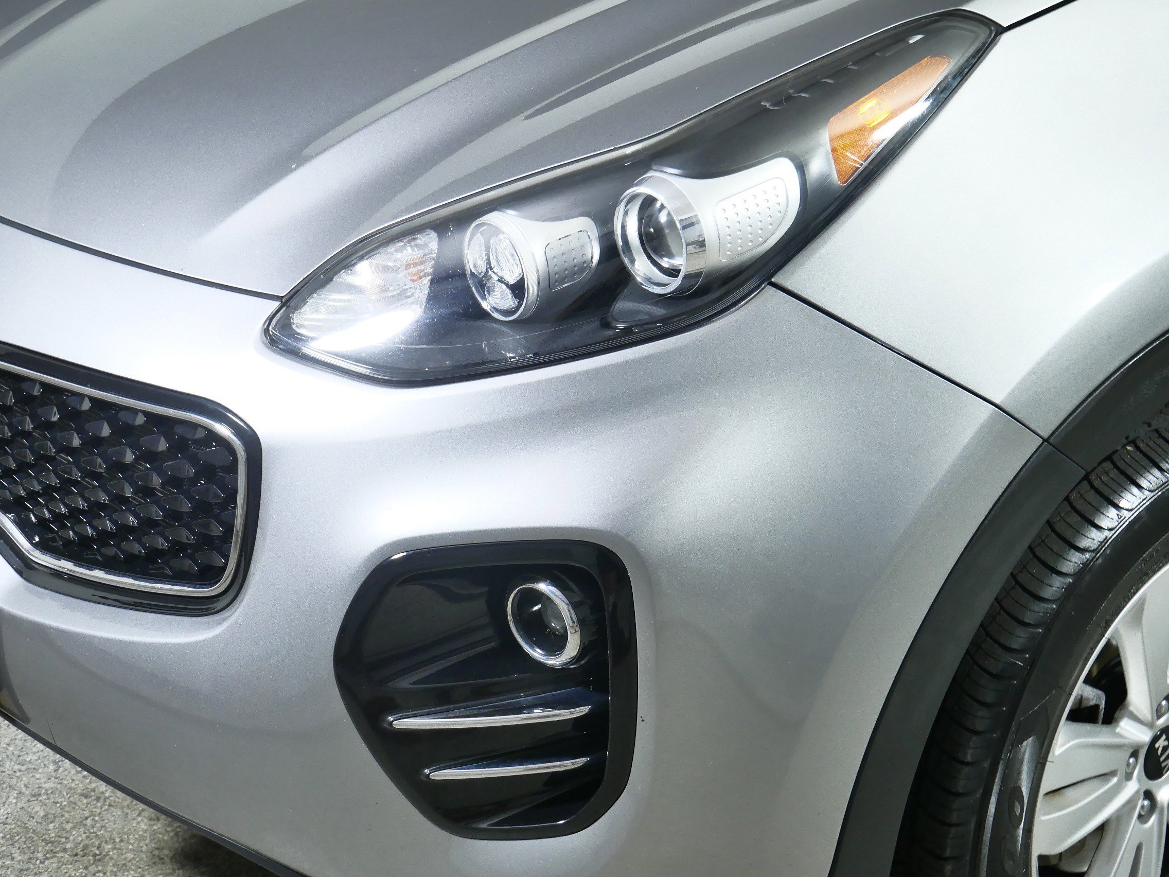 Used 2019 Kia Sportage LX image 16