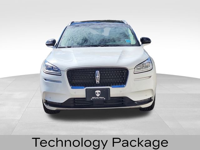 Used 2022 Lincoln Corsair Reserve w/ Equipment Group 201A image 3