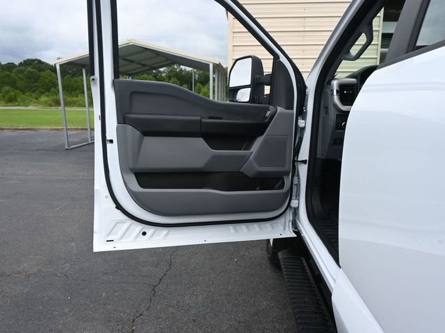 New 2025 Ford F350 XL w/ 360-Degree Camera Package image 11
