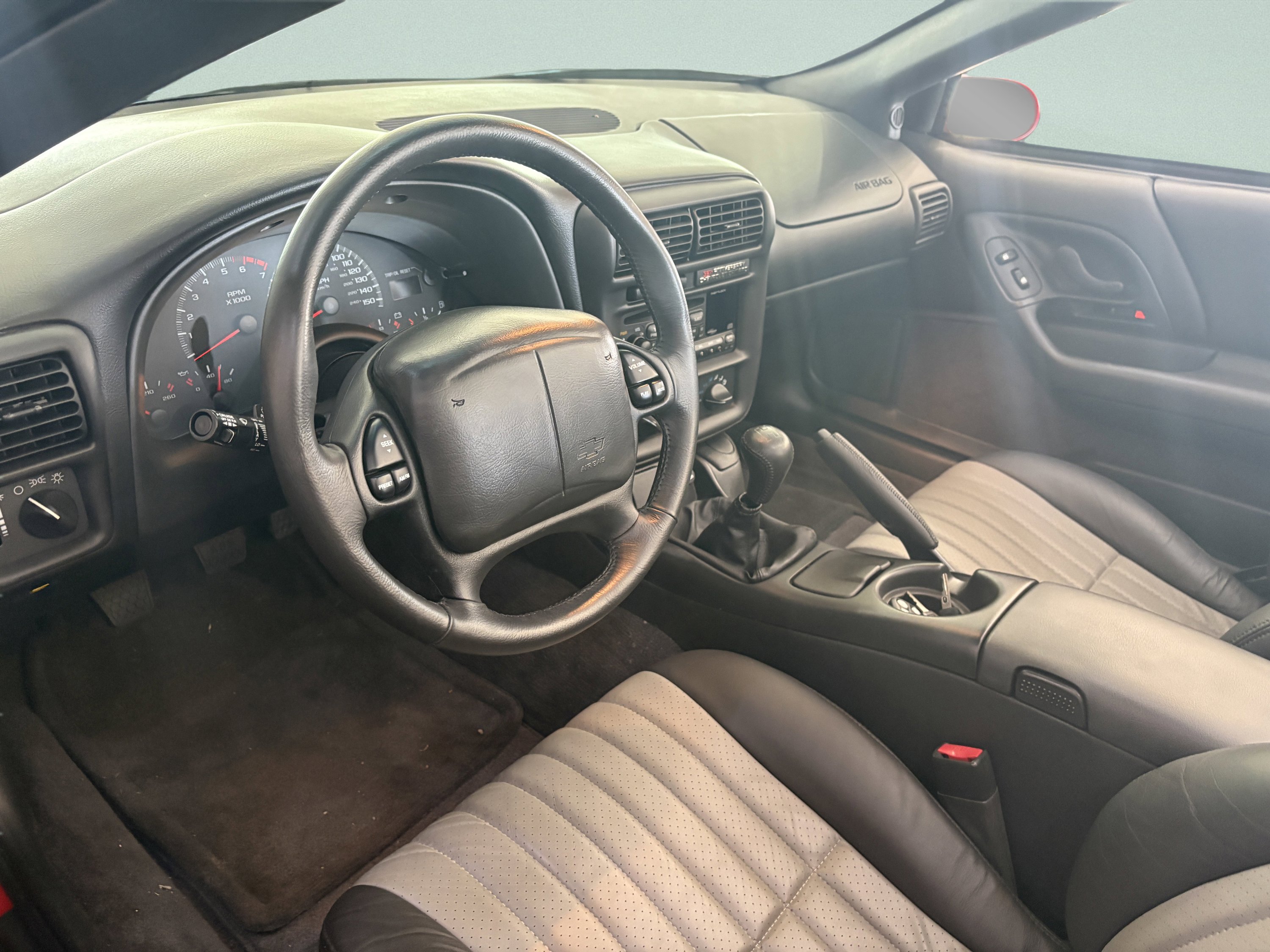 Used 2002 Chevrolet Camaro Z28 w/ SS Performance/Appearance Pkg RWD image 16