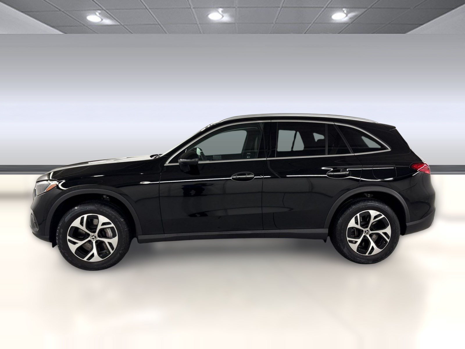 Certified 2025 Mercedes-Benz GLC 350e 4MATIC image 2