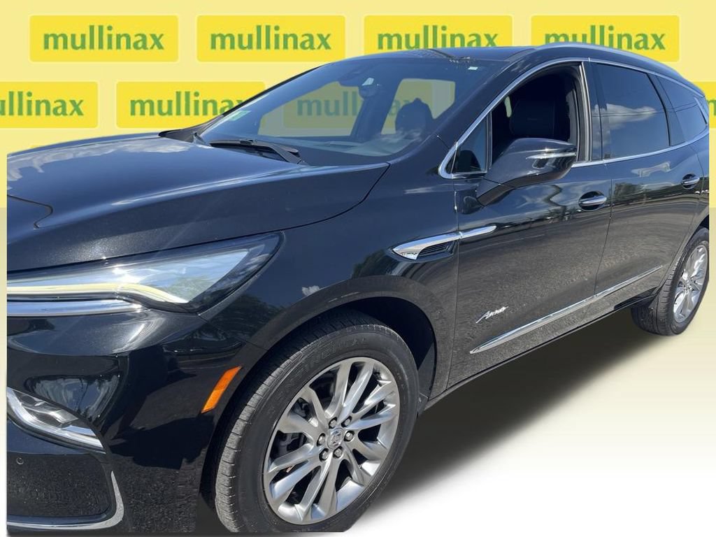 Used 2023 Buick Enclave Avenir w/ Avenir Technology Package AWD/4WD image 5