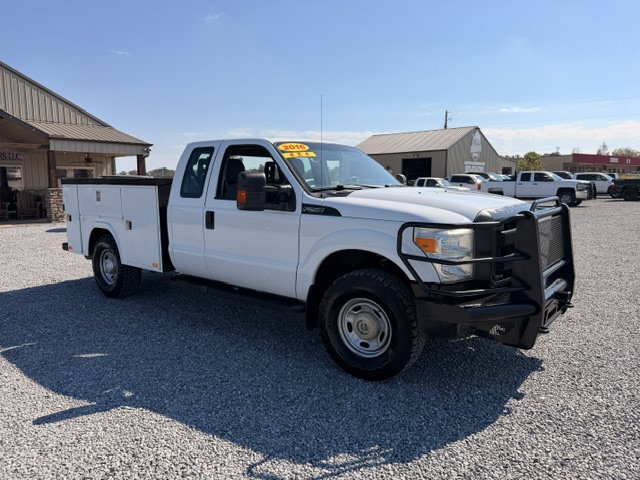 Used 2016 Ford F250 XL w/ Power Equipment Group AWD/4WD image 4