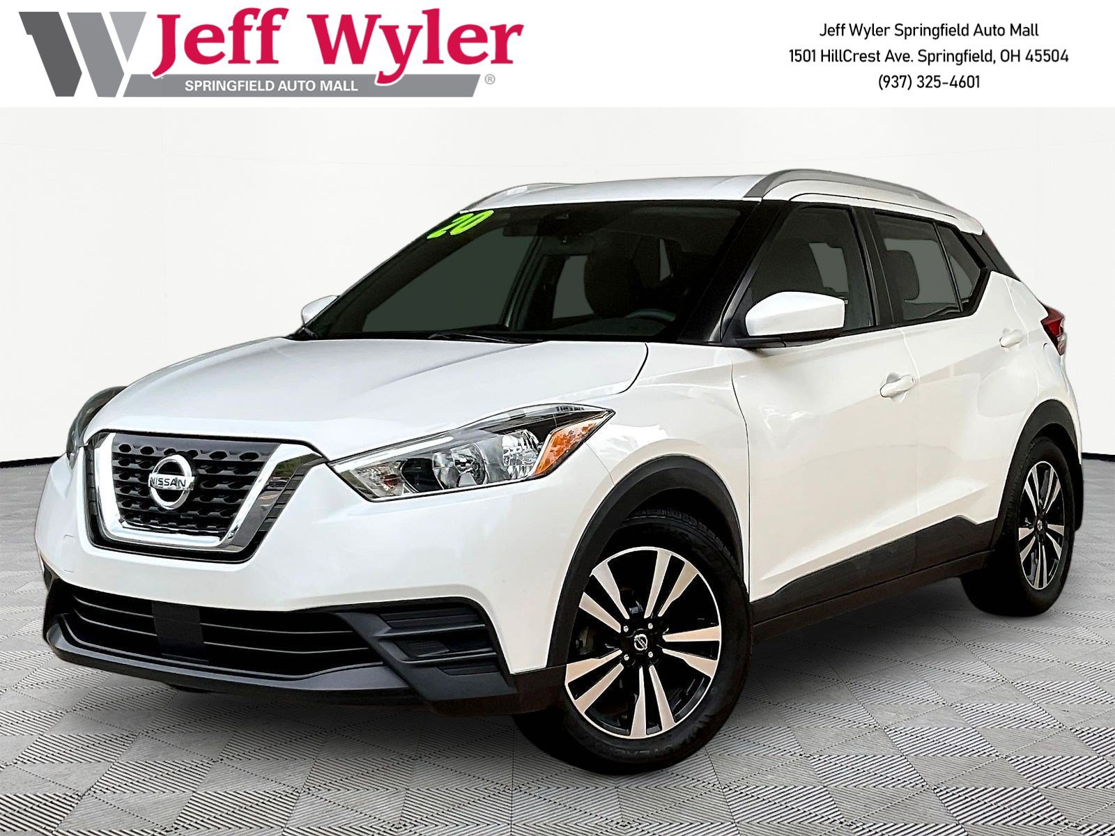 Used 2020 Nissan Kicks SV FWD image 1