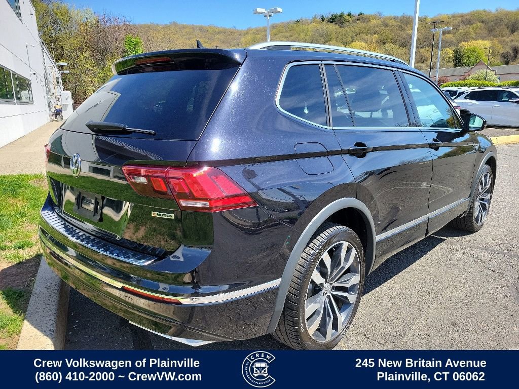 Used 2020 Volkswagen Tiguan SEL Premium R-Line w/ 3rd Row Seat Package AWD/4WD image 3