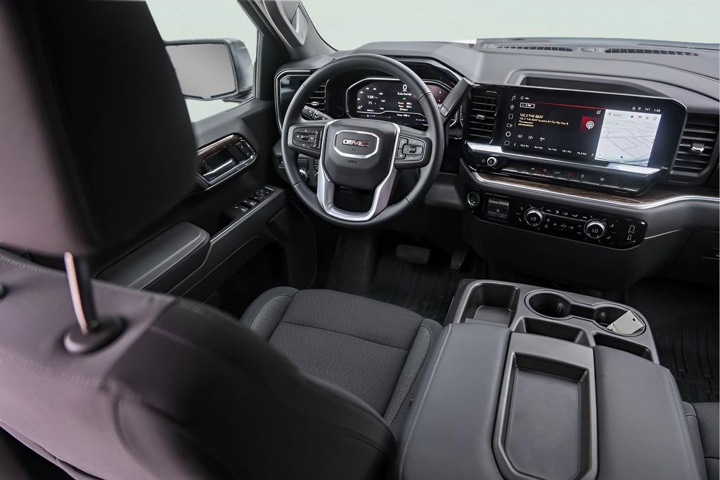 Certified 2025 GMC Sierra 1500 Elevation image 28
