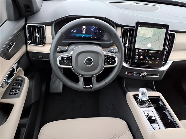 New 2026 Volvo XC90 B6 Plus w/ Protection Package Premier AWD/4WD image 13