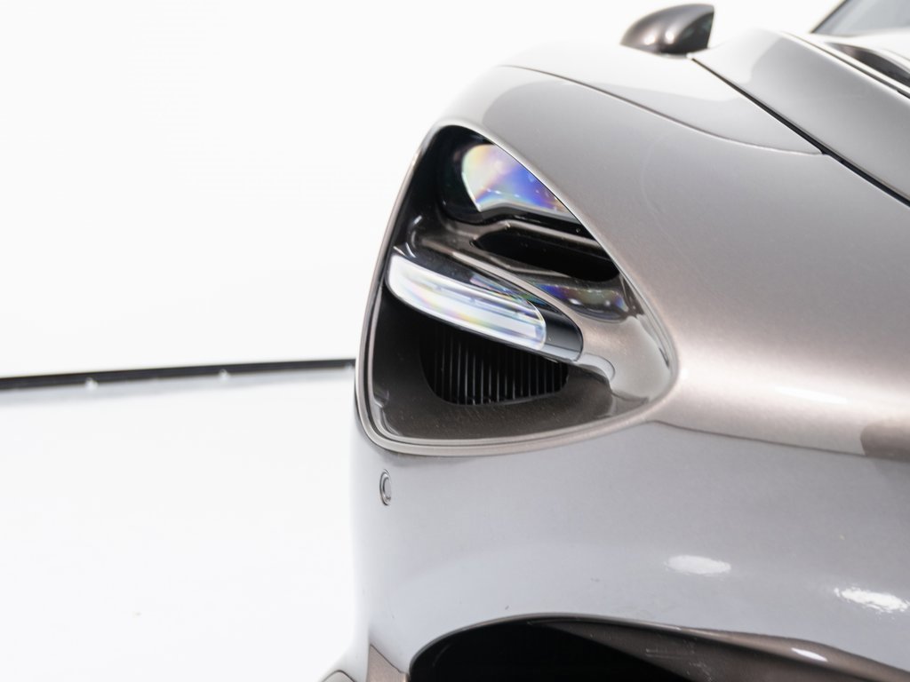 Used 2024 McLaren 750S image 38
