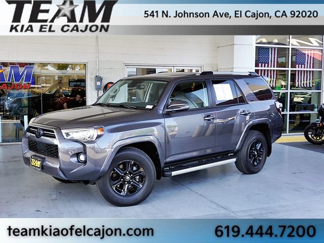 Used 2022 Toyota 4Runner SR5 Premium w/ Moonroof Package RWD image 1