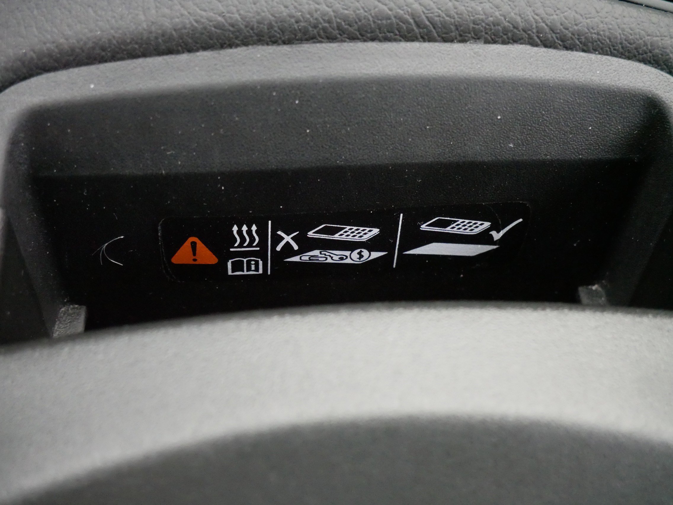 Certified 2025 Cadillac XT5 Premium Luxury image 30