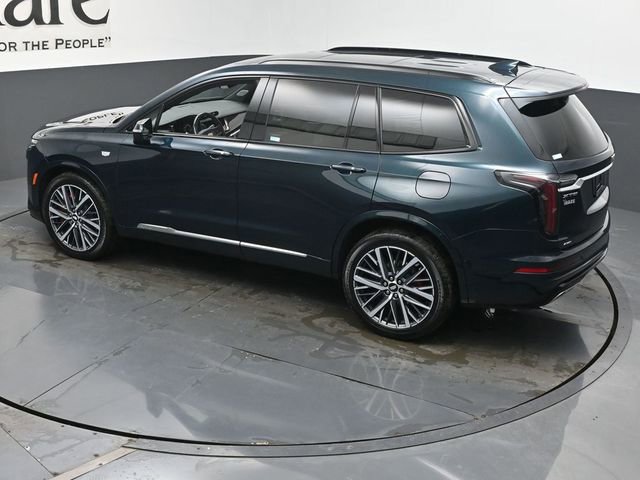 Used 2024 Cadillac XT6 Sport w/ Technology Package image 47
