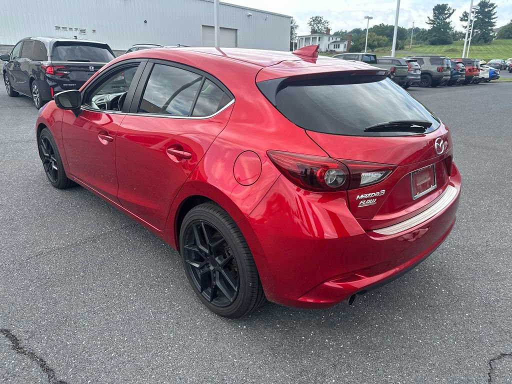 Used 2018 MAZDA MAZDA3 Grand Touring w/ Premium Equipment Package FWD image 11