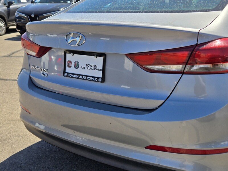 Used 2017 Hyundai Elantra SE FWD image 5