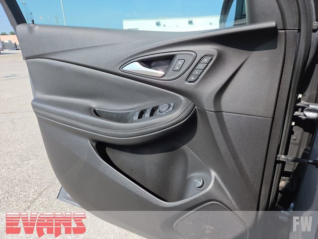 Used 2021 Buick Encore GX Essence w/ Advanced Technology Package FWD image 19