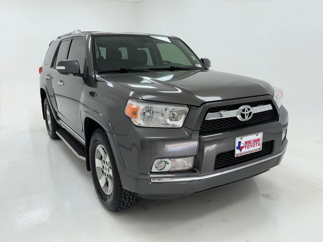 Used 2012 Toyota 4Runner SR5 w/ Convenience Pkg image 2