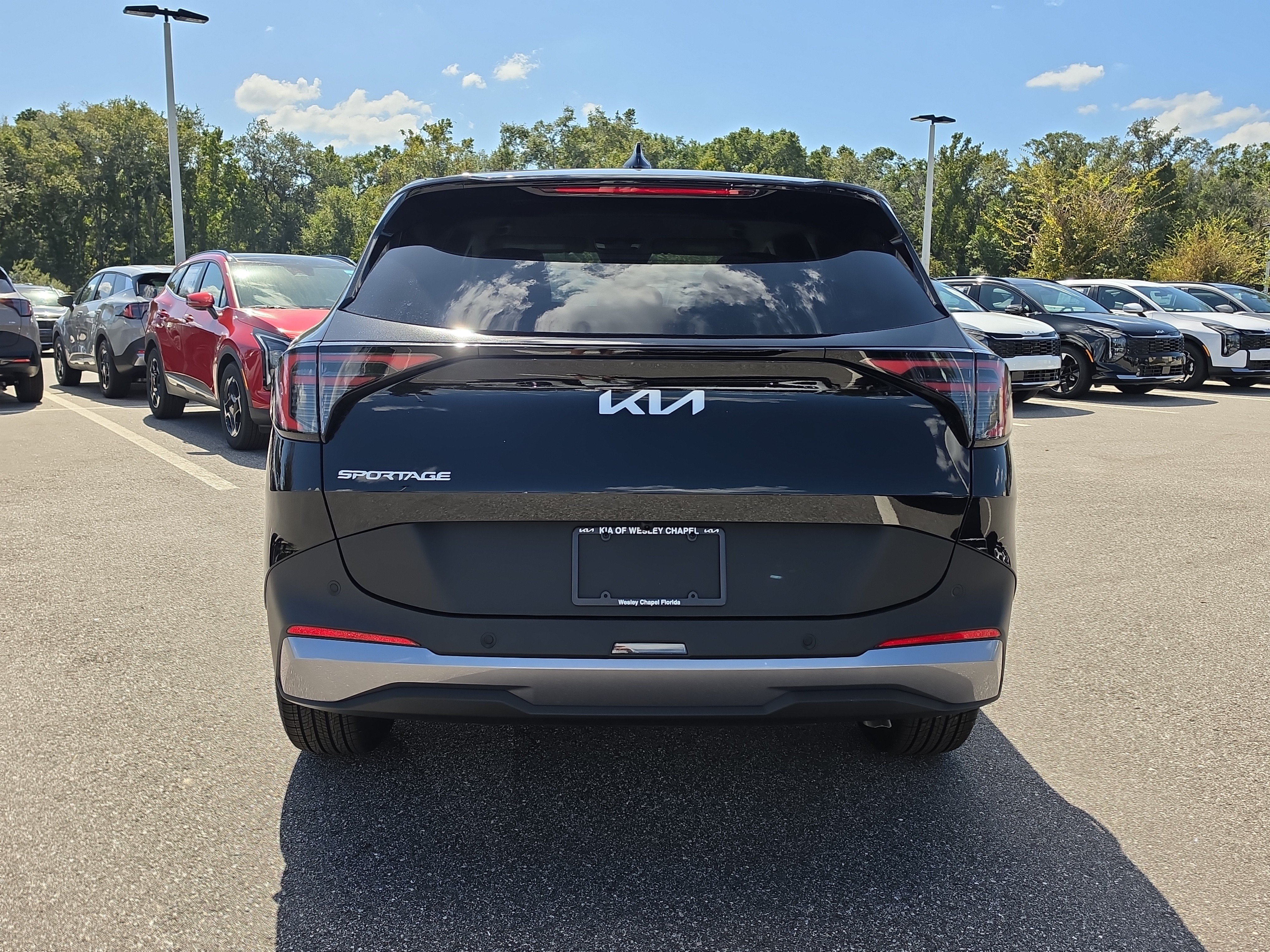 New 2027 Kia Sportage EX FWD image 7