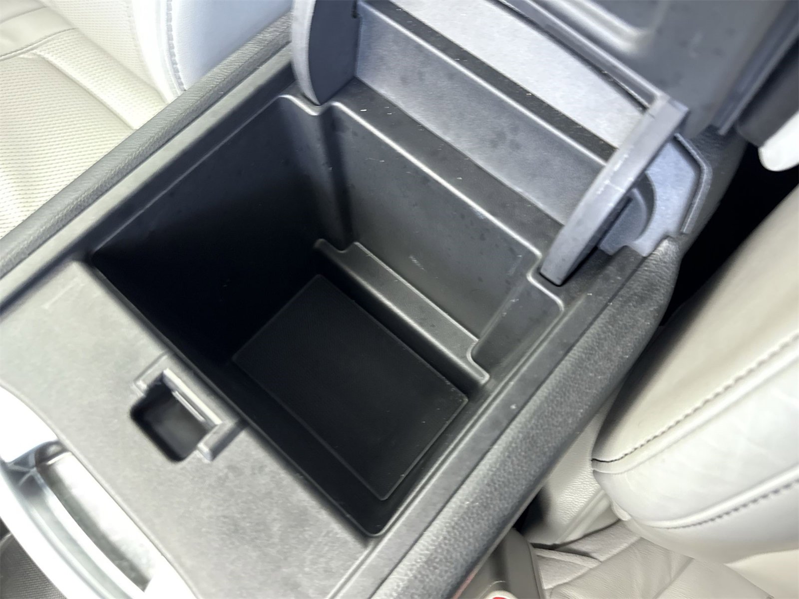 Used 2020 Acura RDX w/ Technology Package image 36