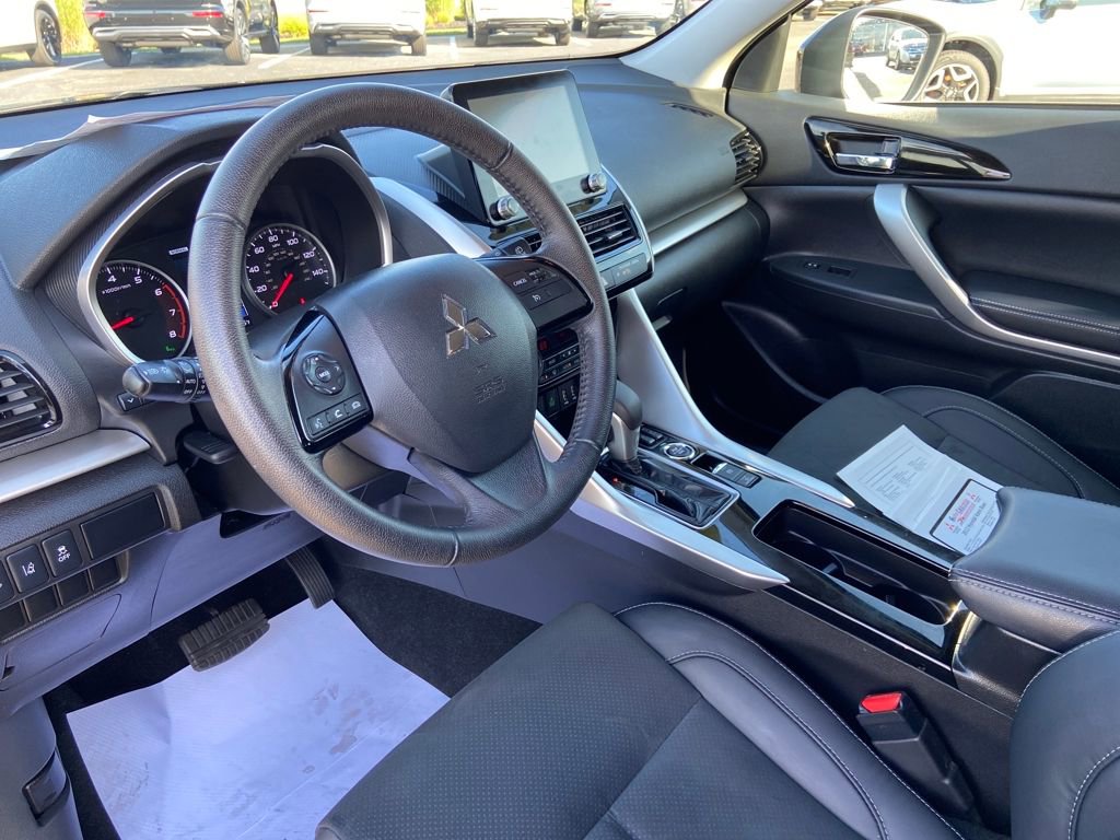 Used 2023 Mitsubishi Eclipse Cross SE image 16