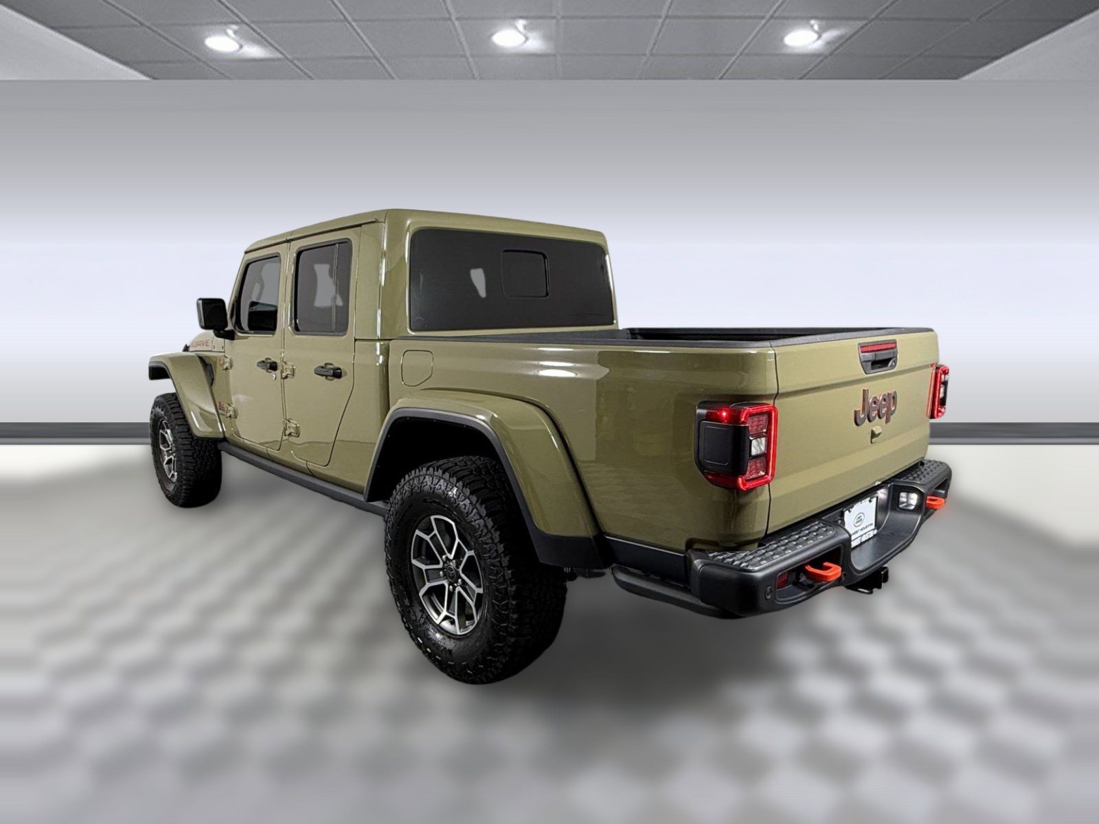 Used 2025 Jeep Gladiator Mojave AWD/4WD image 3