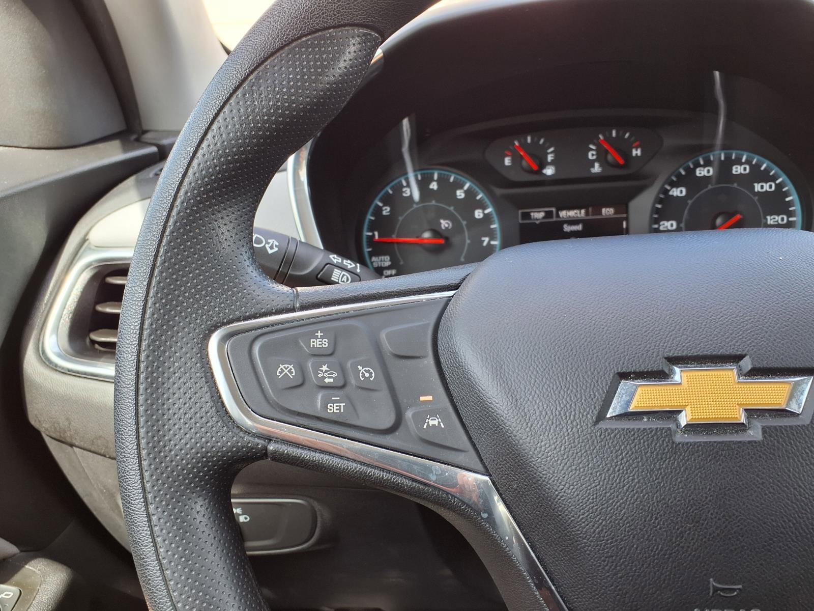 Used 2020 Chevrolet Equinox LS image 28