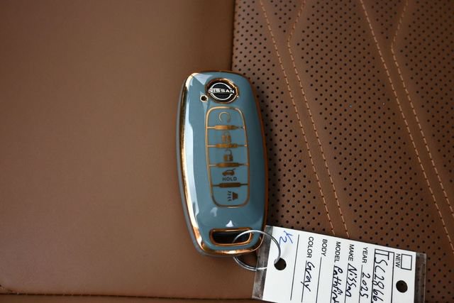 Used 2025 Nissan Pathfinder Platinum FWD image 26