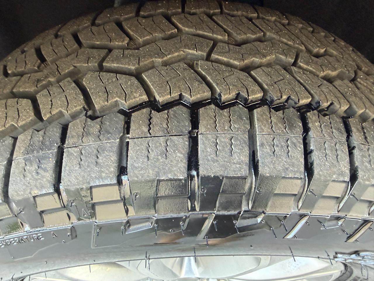 Used 2015 Jeep Grand Cherokee Limited image 12