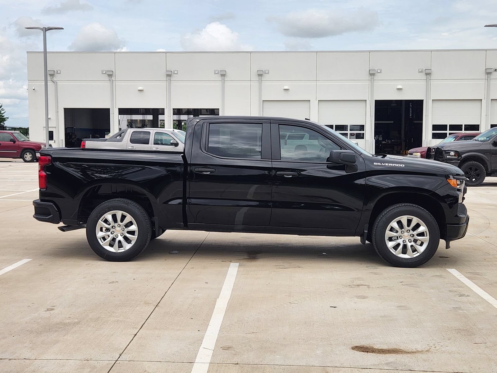 New 2026 Chevrolet Silverado 1500 Custom RWD image 7