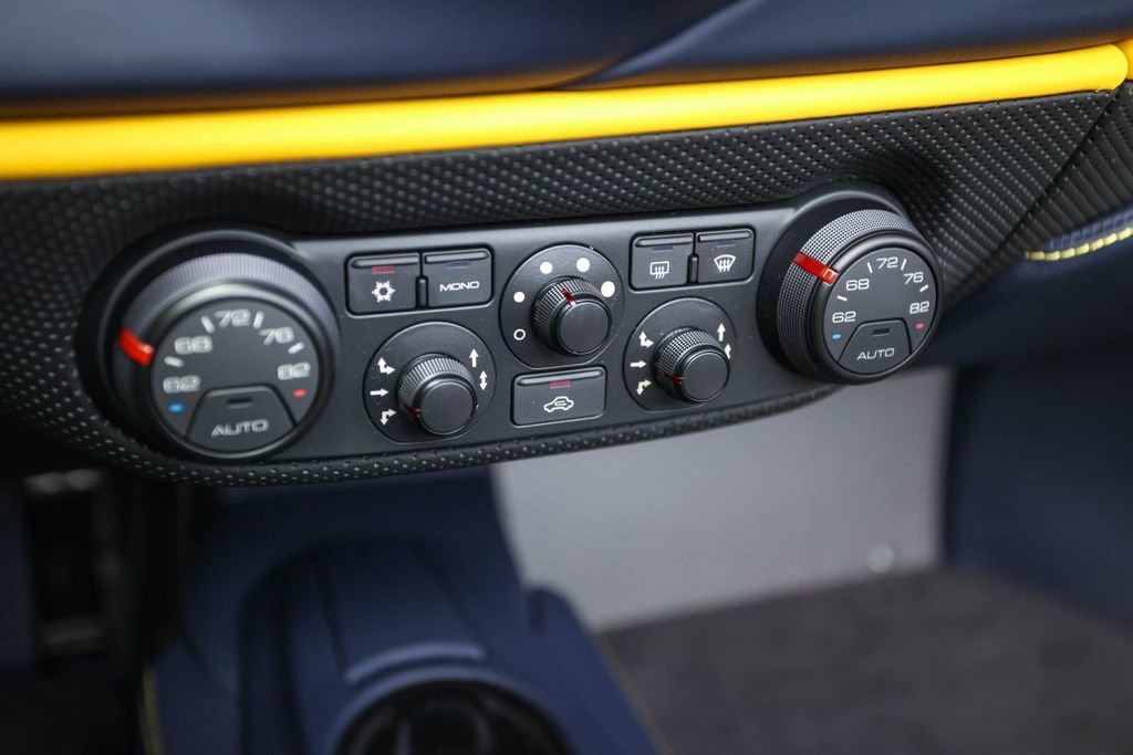 Certified 2020 Ferrari 488 Pista Spider RWD image 43