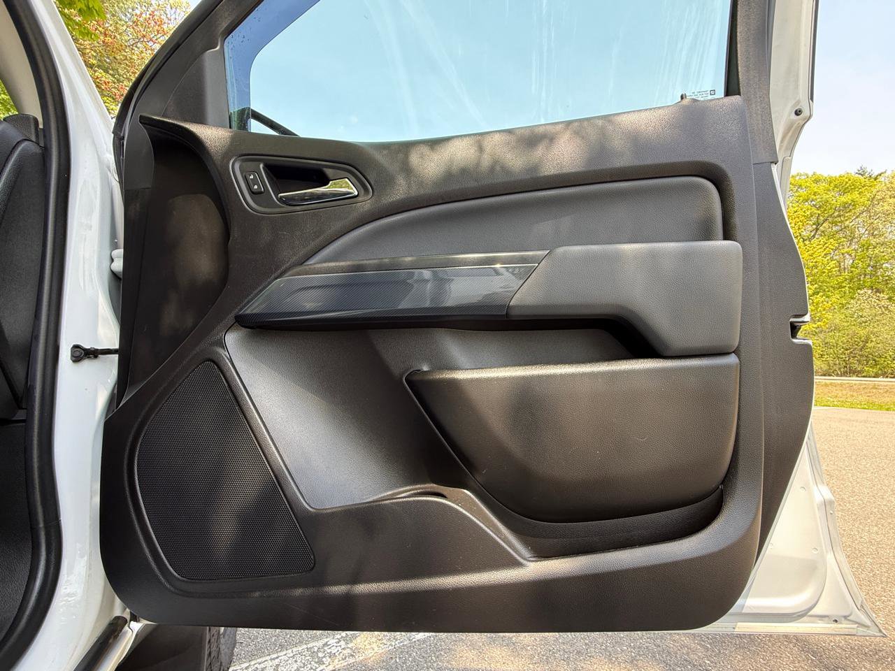 Used 2019 Chevrolet Colorado Z71 AWD/4WD image 27