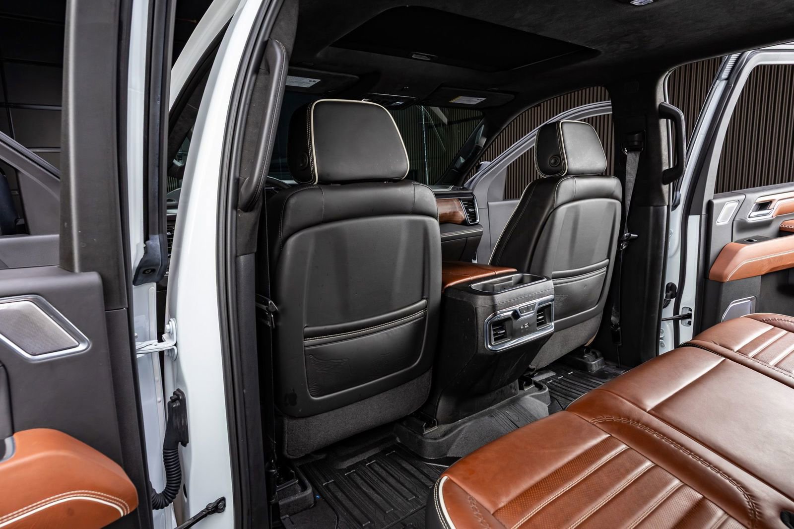 Used 2025 GMC Sierra 2500 Denali Ultimate image 33