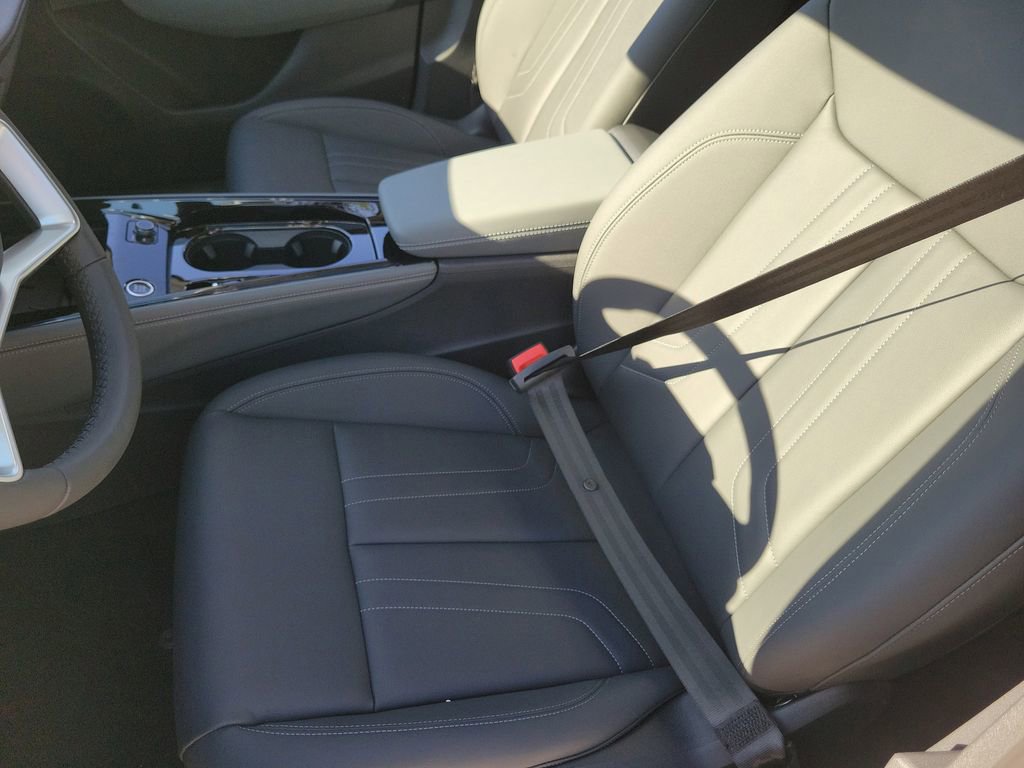 New 2026 Audi Q3 quattro 2.0T AWD/4WD image 17
