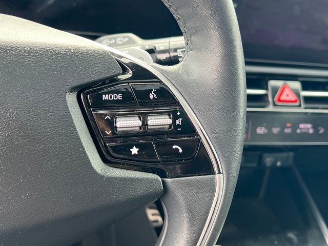 Certified 2023 Kia Niro Wave w/ Wave Preserve Package image 23