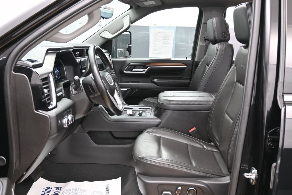 Used 2024 GMC Sierra 2500 Denali w/ Denali Reserve Package AWD/4WD image 14
