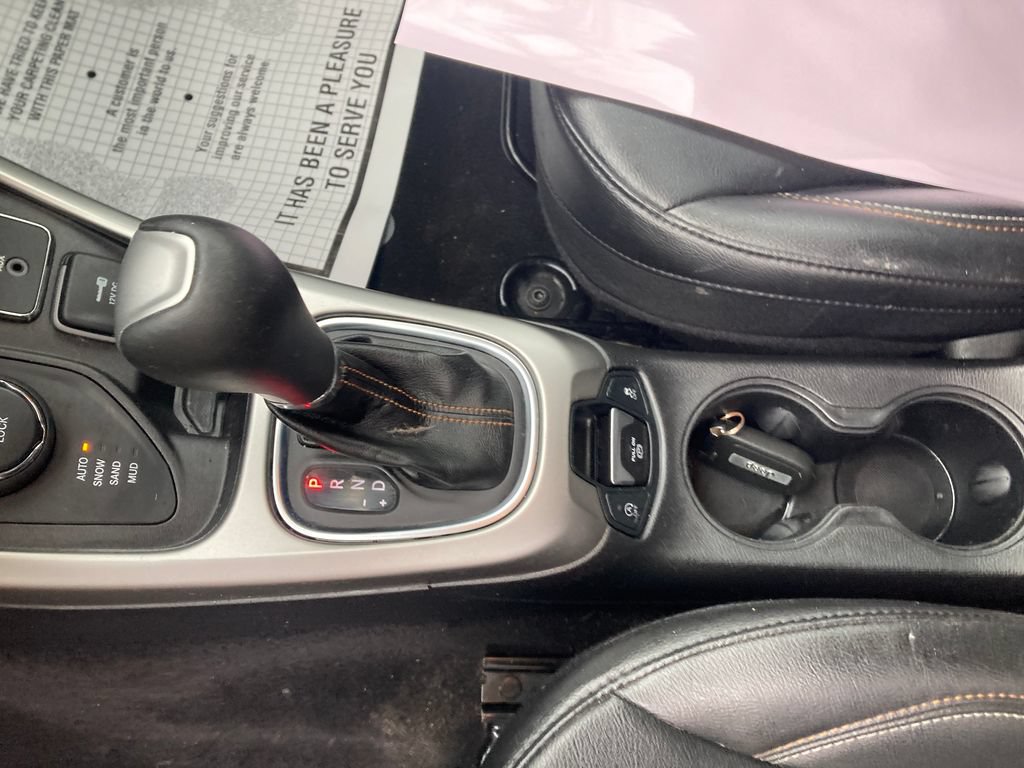Used 2019 Jeep Compass Latitude AWD/4WD image 33