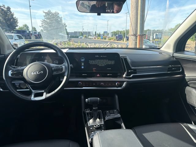 Used 2024 Kia Sportage EX AWD/4WD image 13