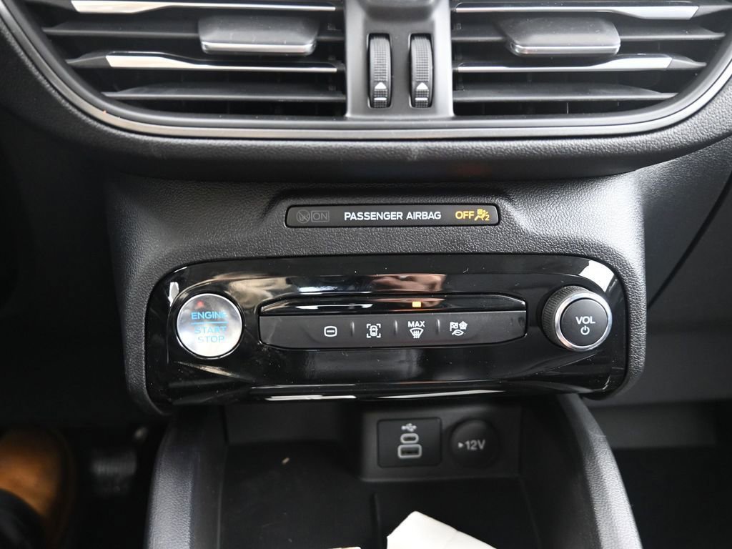 New 2026 Ford Escape SE image 28